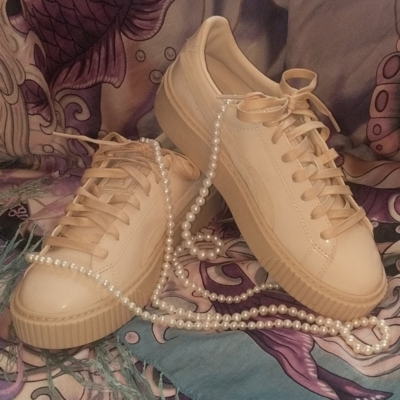 Puma NWT Blush Pink Sneakers Size 8 - Picture 4 of 5